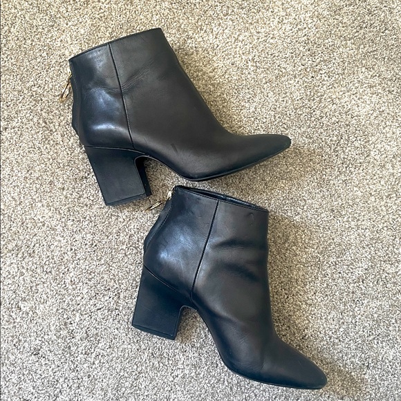 Mango Black Leather Ankle Booties Sz 8 Back gold zipper almond toe 2.5” heel - Picture 1 of 9
